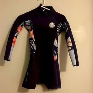 Rip curl 2 mm wetsuit